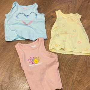 Bundle 2t summer tanks